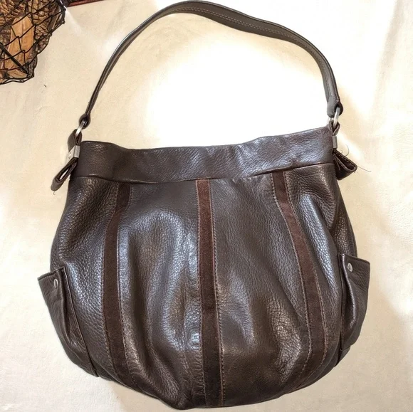 Tommy Hilfiger Brown Leather & Suede Bucket Bag - Picture 2 of 8